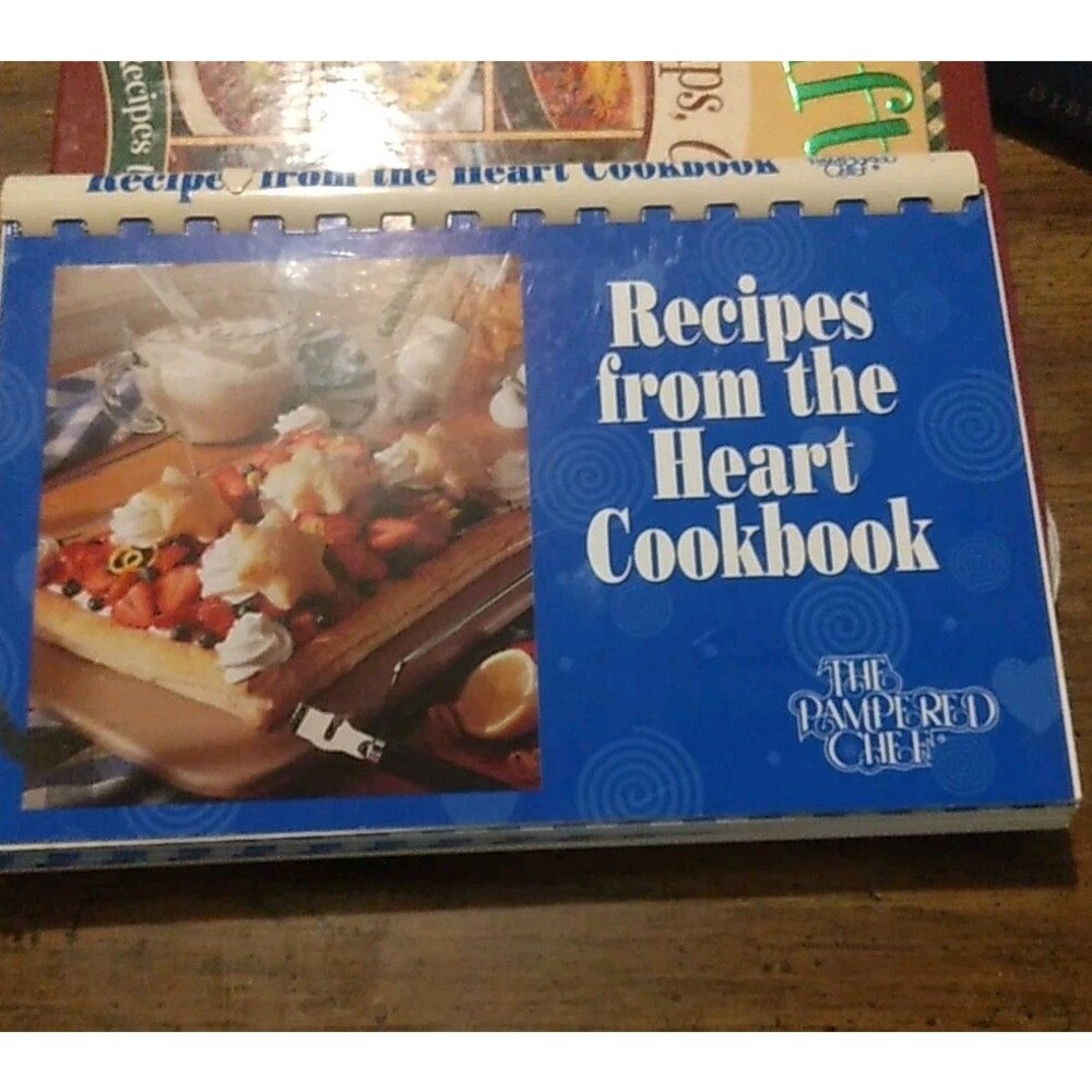 1997 Pampered Chef Cookbook Vtg